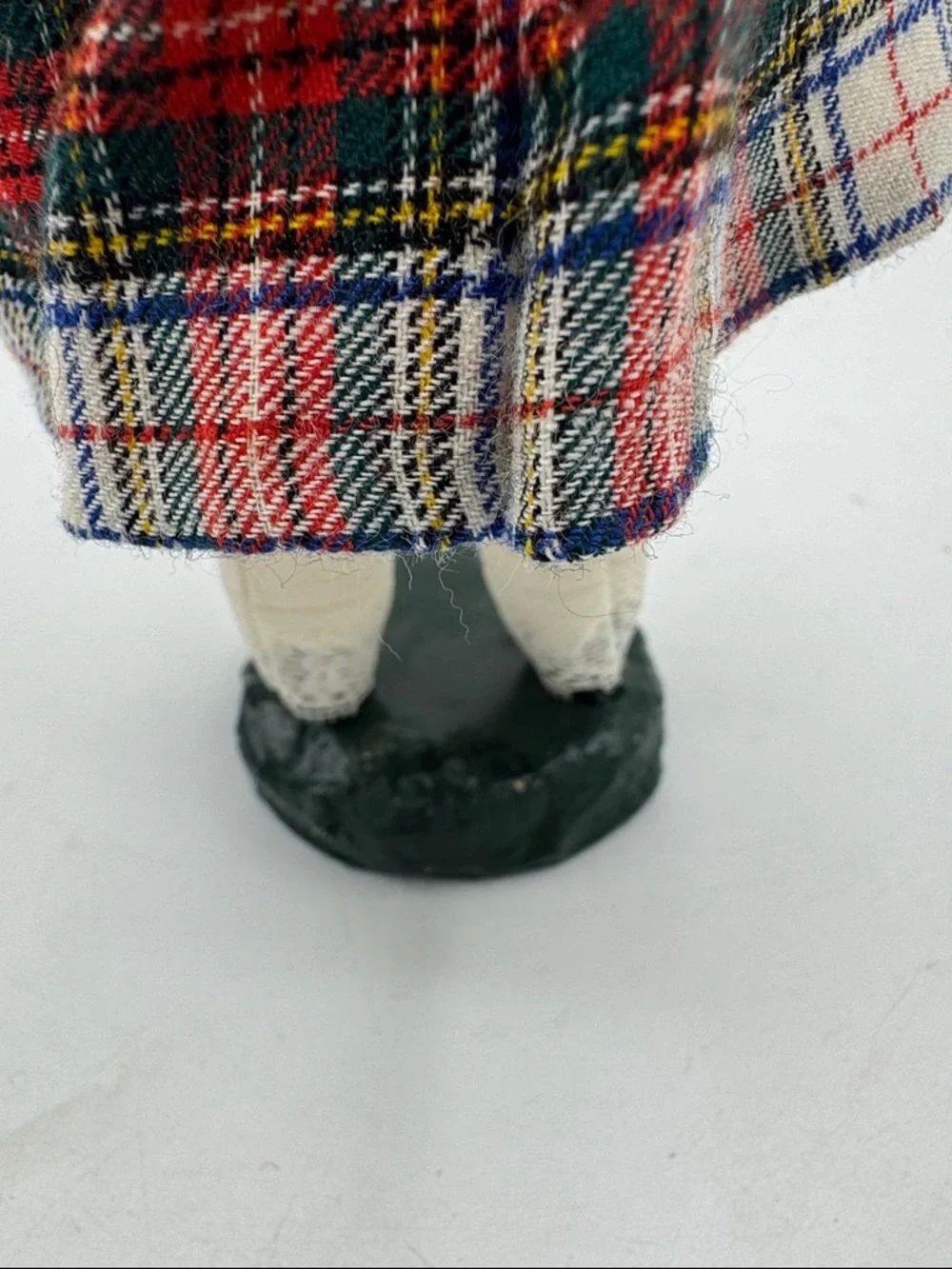 Byers choice Victorian Caroler Girl